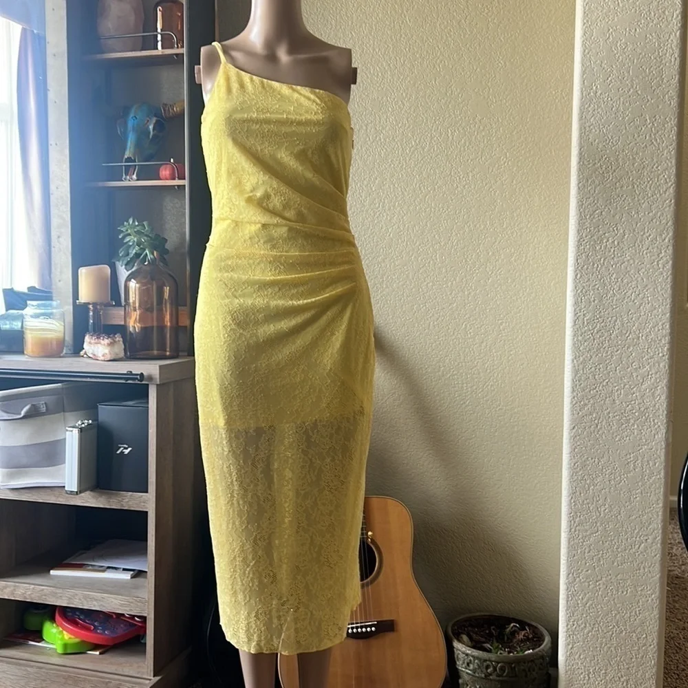 NBD/ Revolve/ Yellow lace One Shoulder MIDI Dress size S - Picture 2 of 9